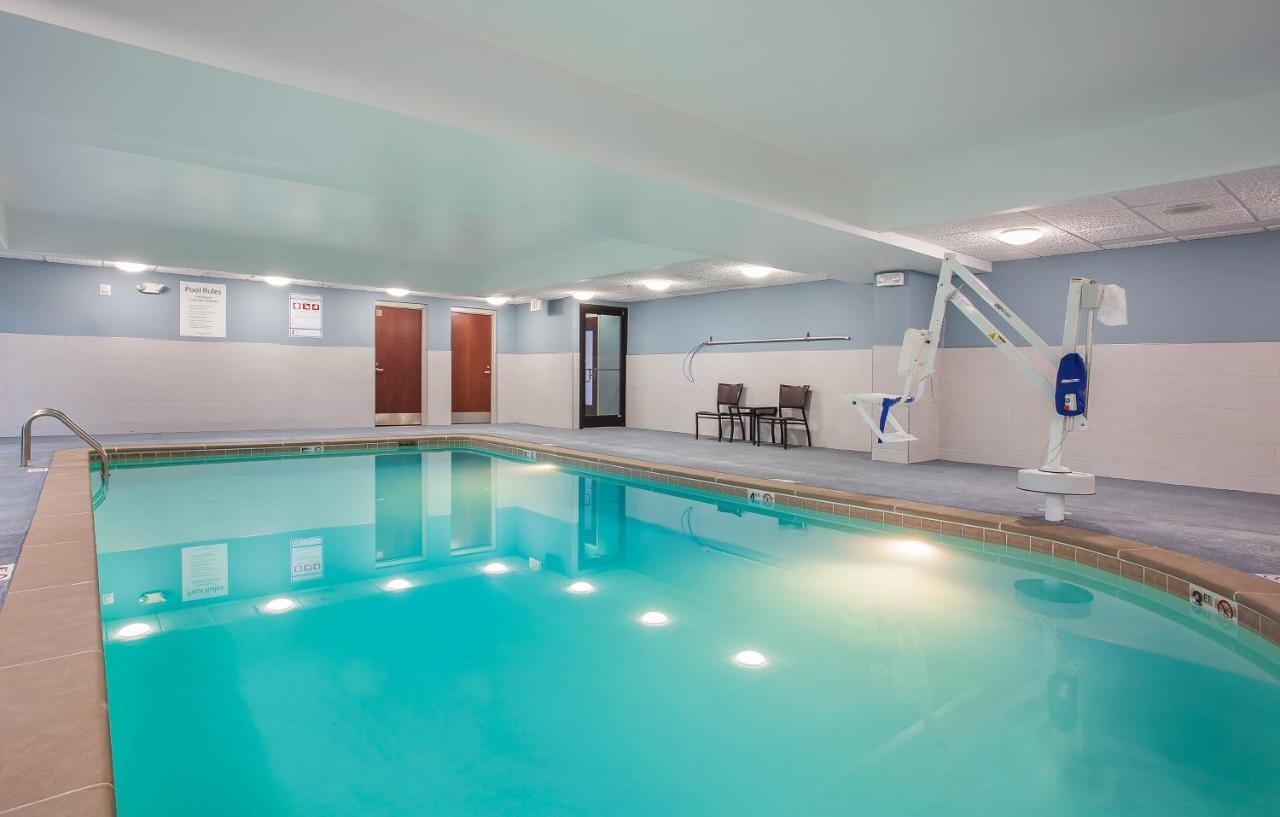 Holiday Inn Express & Suites Lebanon-Nashville Area By Ihg Екстериор снимка