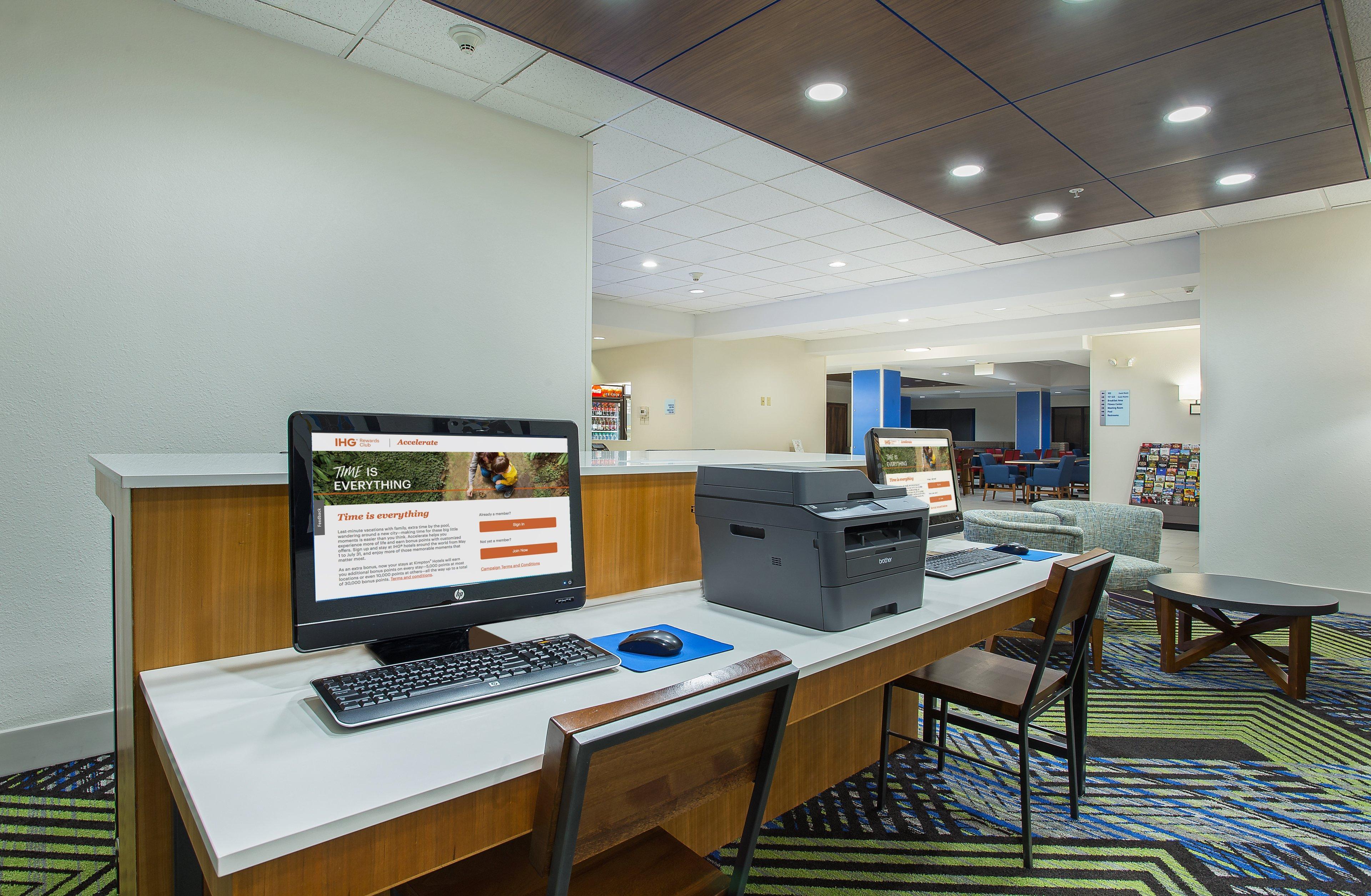 Holiday Inn Express & Suites Lebanon-Nashville Area By Ihg Екстериор снимка