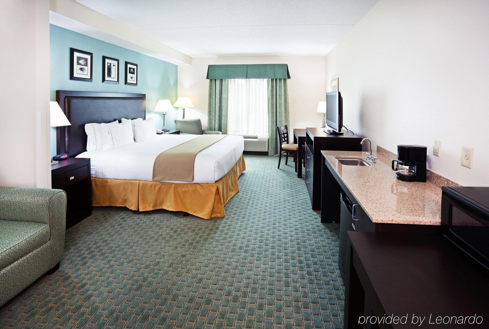 Holiday Inn Express & Suites Lebanon-Nashville Area By Ihg Стая снимка