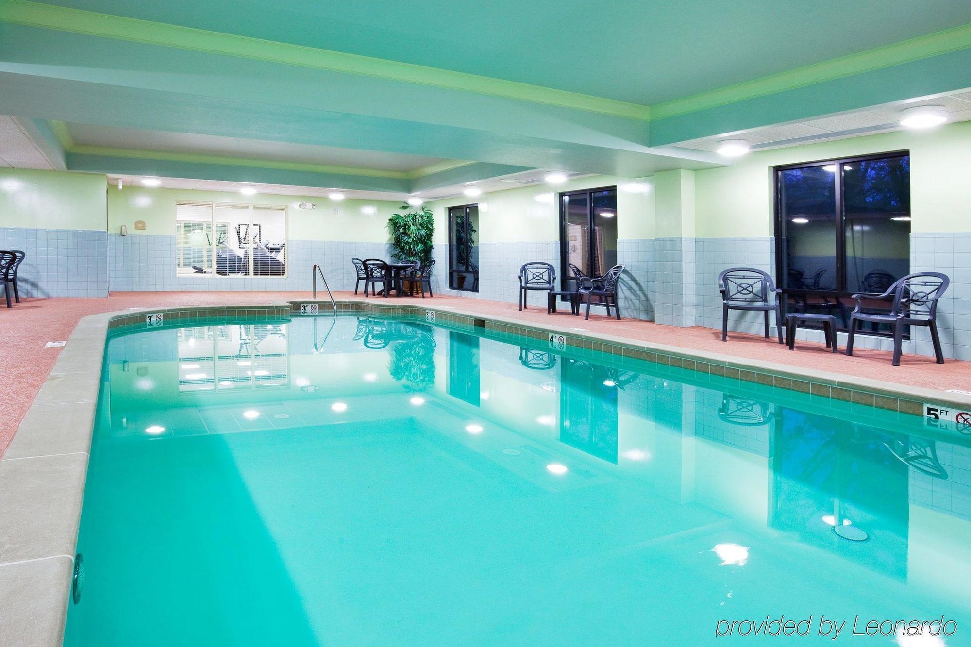 Holiday Inn Express & Suites Lebanon-Nashville Area By Ihg Съоръжения снимка