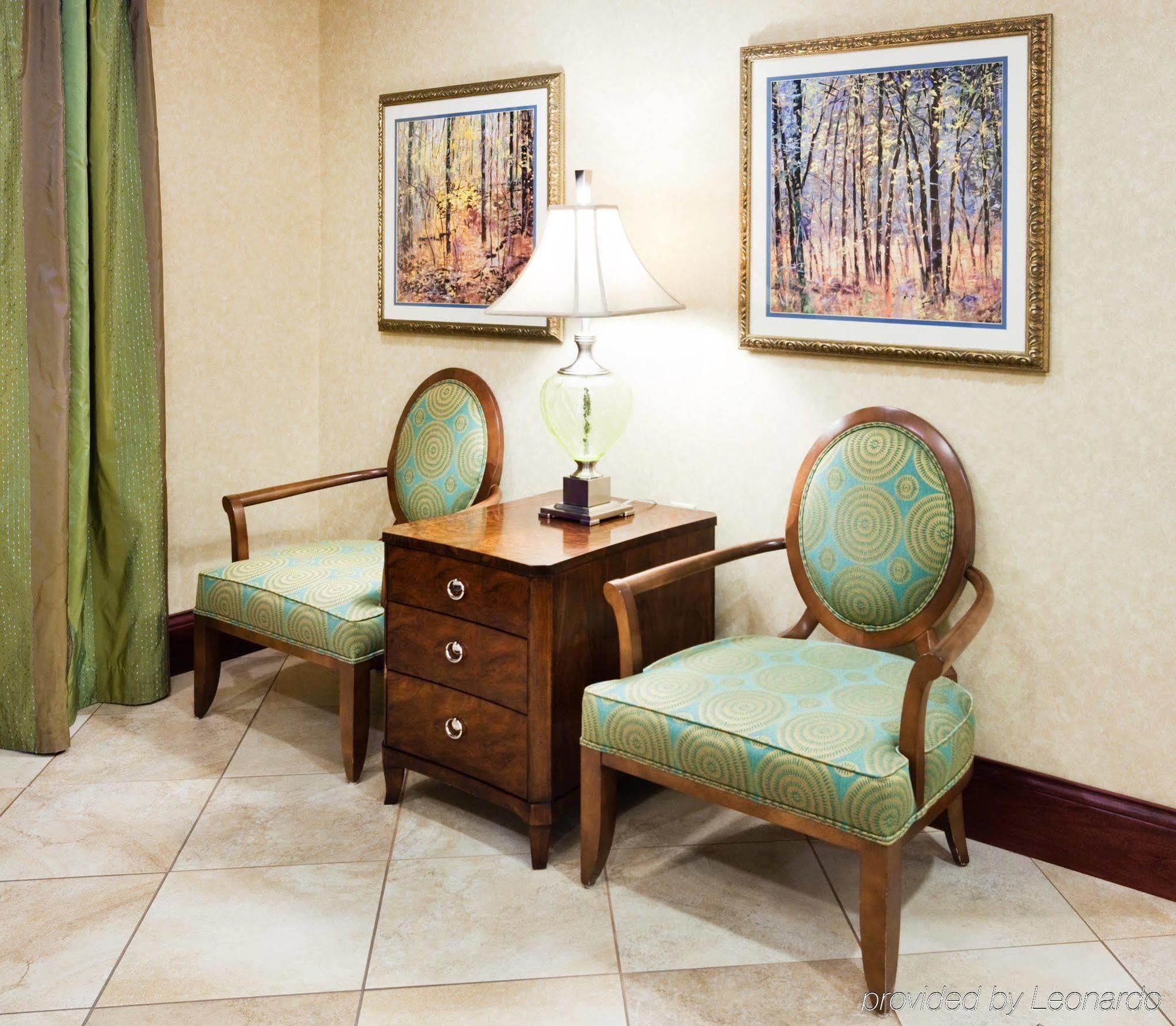 Holiday Inn Express & Suites Lebanon-Nashville Area By Ihg Стая снимка