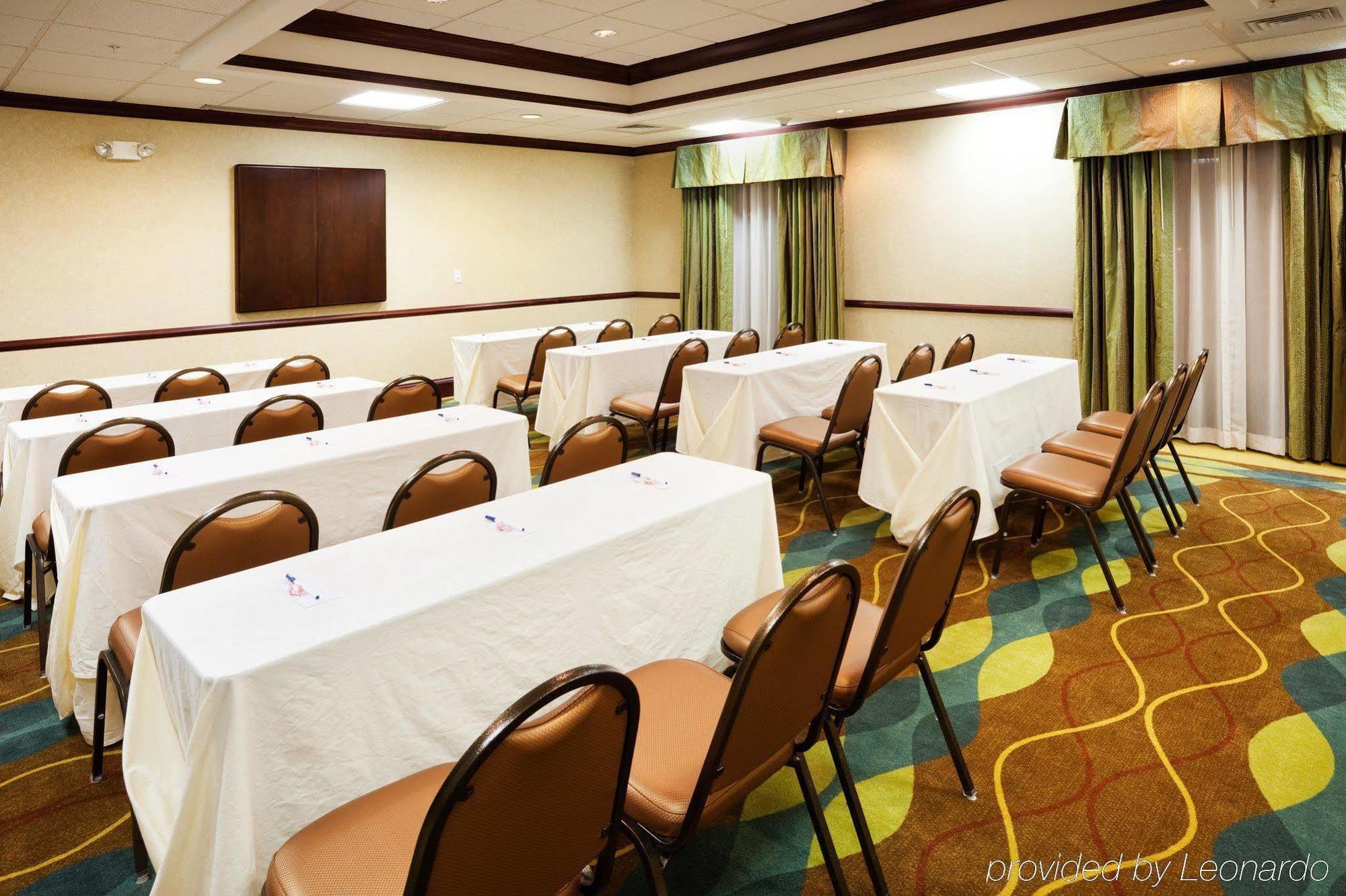 Holiday Inn Express & Suites Lebanon-Nashville Area By Ihg Съоръжения снимка