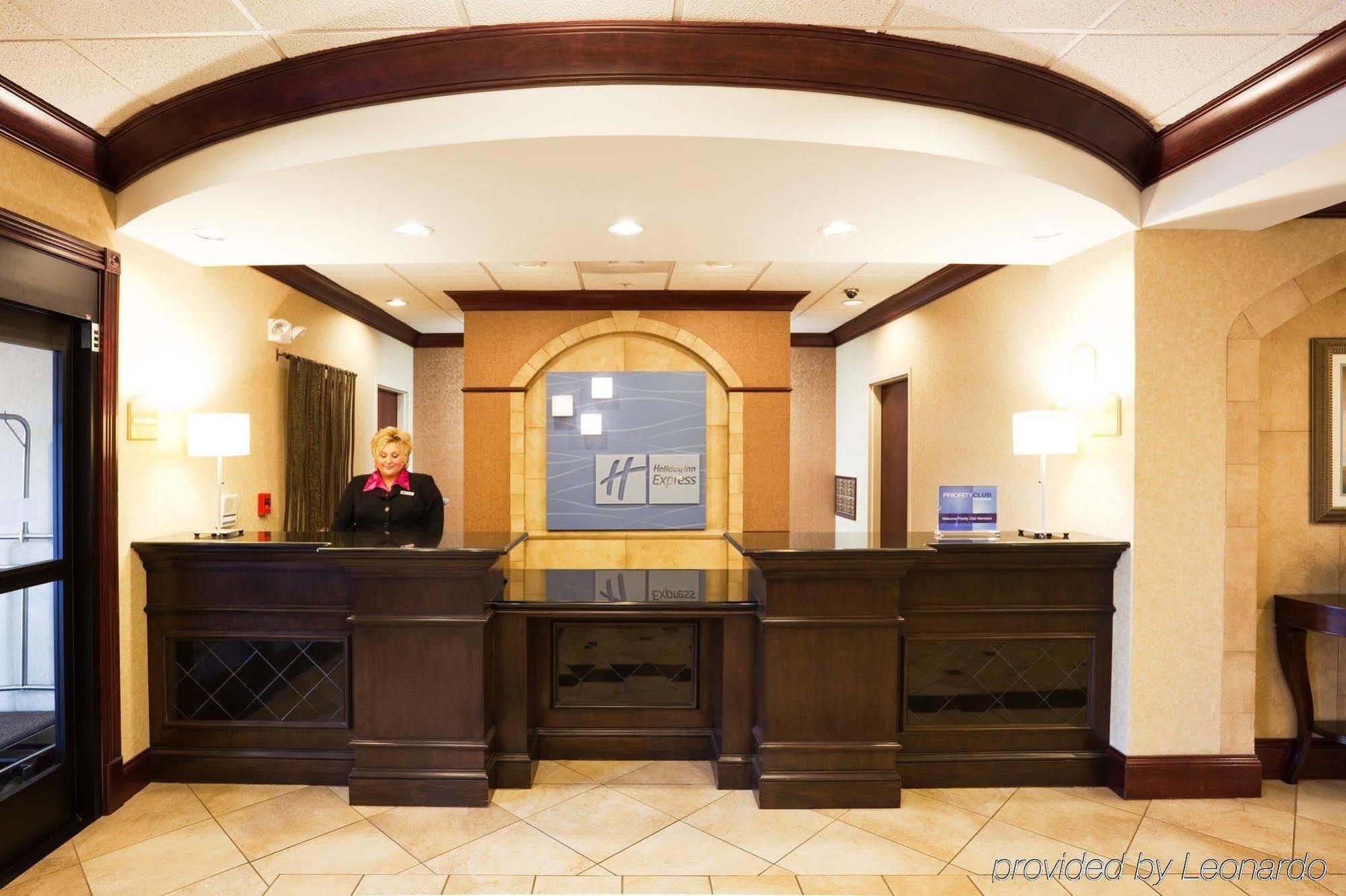 Holiday Inn Express & Suites Lebanon-Nashville Area By Ihg Интериор снимка